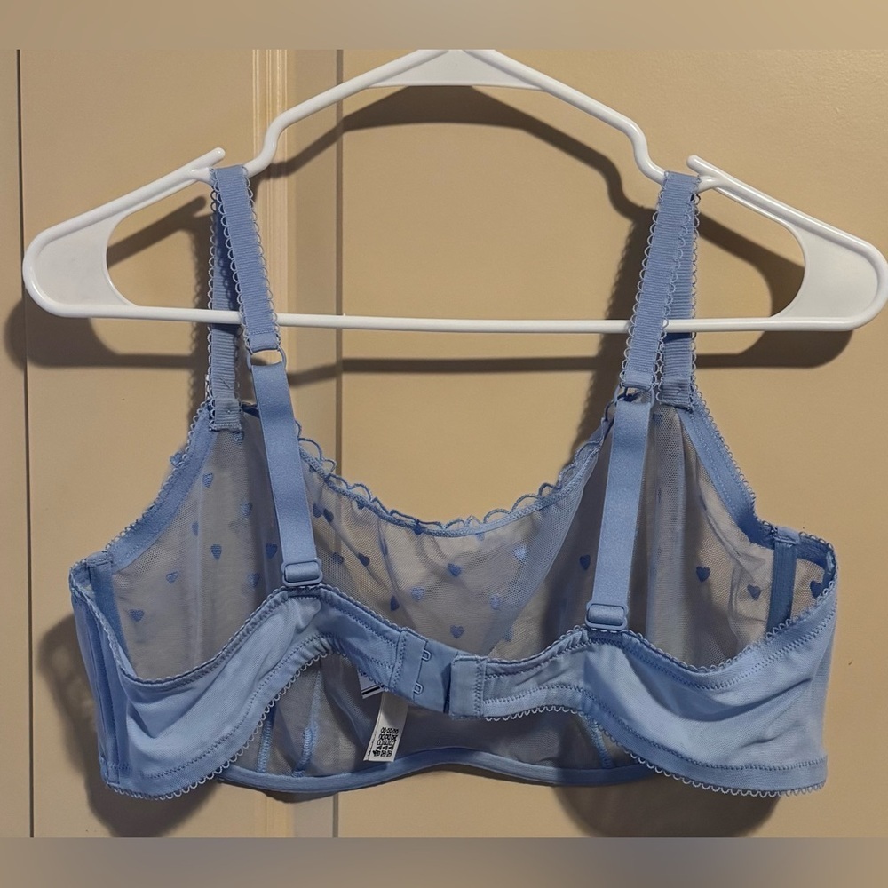Victoria's Secret PINK Wink Unlined Scoop Bra Size XXL 
Harbor Blue - Picture 3 of 9